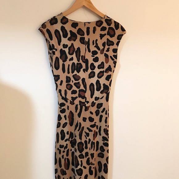 CACHE Animal Print Stretchy Sleeveless VNeck Dress - Picture 4 of 9